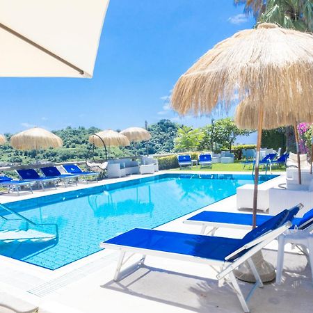 איסקיה Hotel La Luna מראה חיצוני תמונה