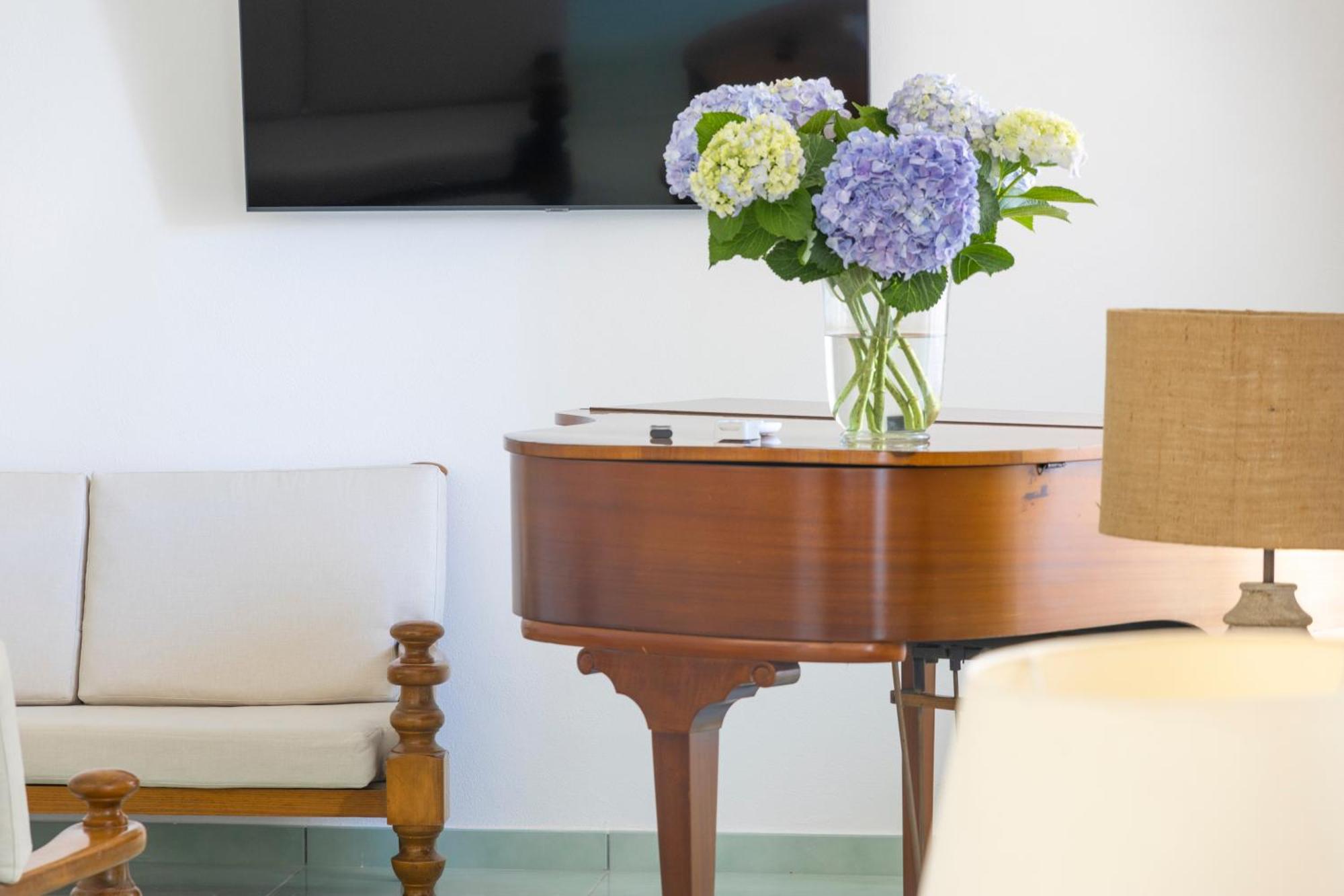 איסקיה Hotel La Luna מראה חיצוני תמונה