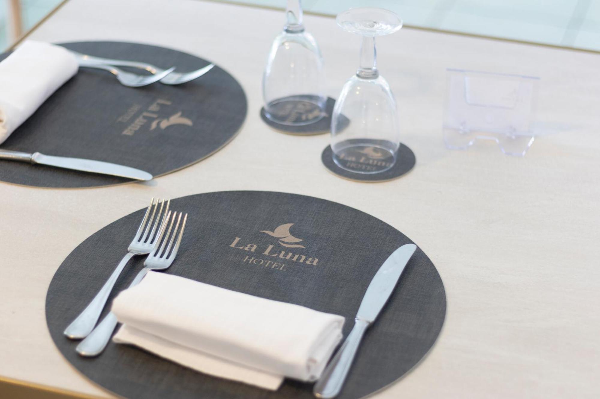 איסקיה Hotel La Luna מראה חיצוני תמונה