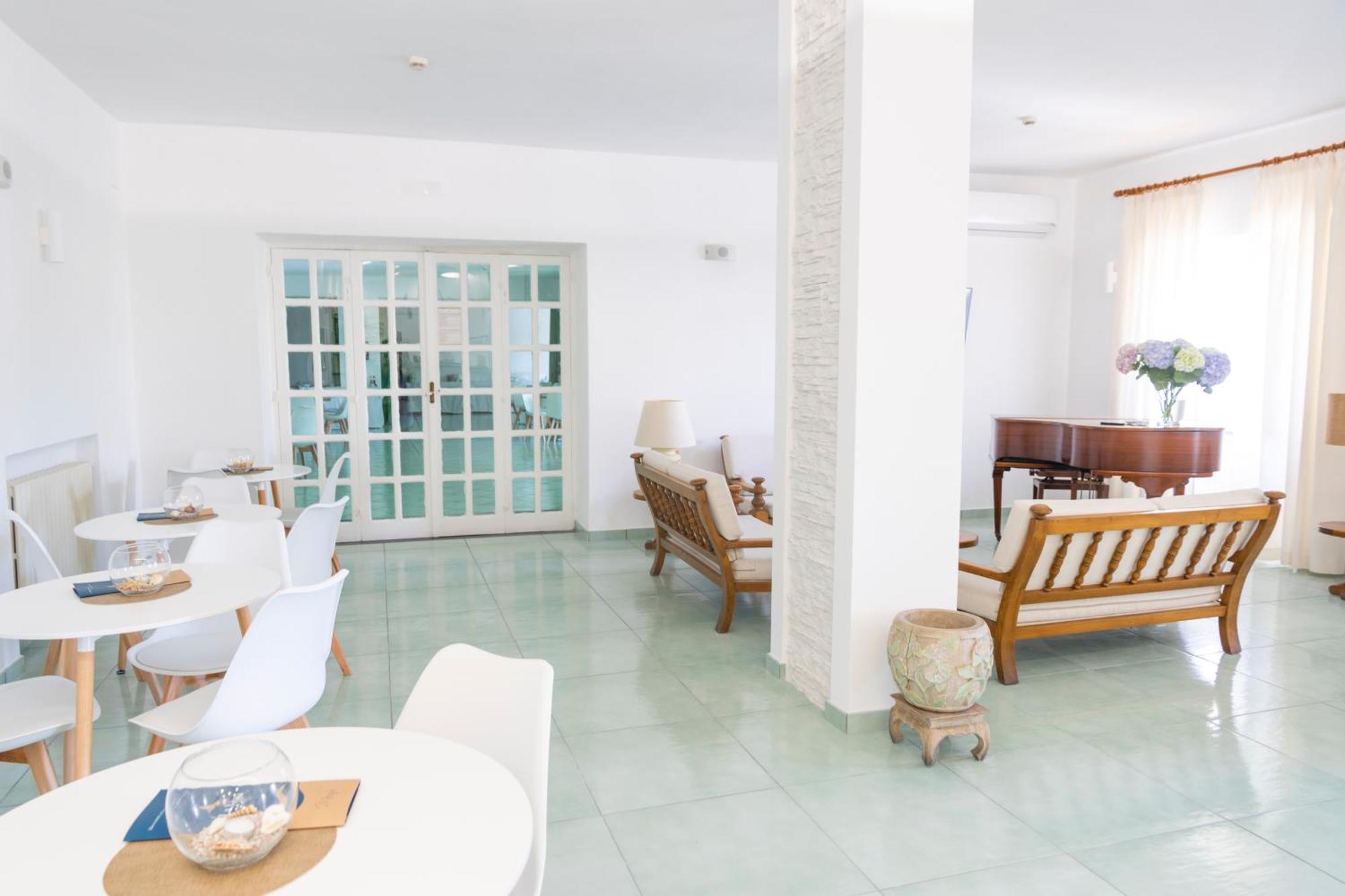 איסקיה Hotel La Luna מראה חיצוני תמונה